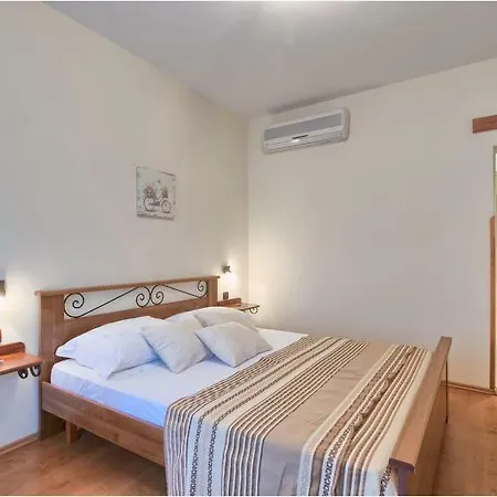 Apartman Sani Appartamento Pola
